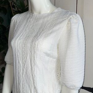 Suzy Shier eyelet Women's White Puff Sleeve Textured Top XS NWOT